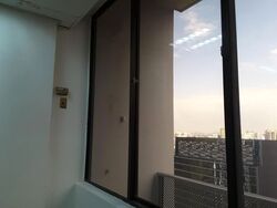 International Plaza (D2), Office #627833201